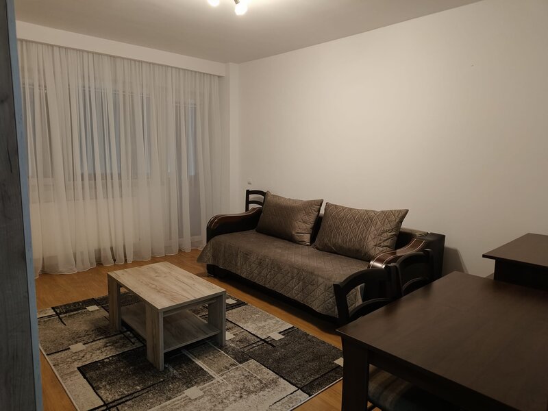 Cartier Militari, Lujerului, complet utilata si mobilata, proprietar.